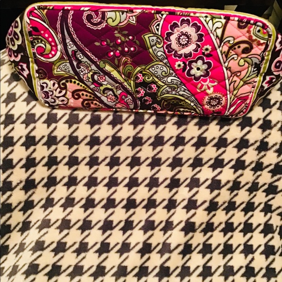 Vera Bradley Tote - Picture 6 of 6